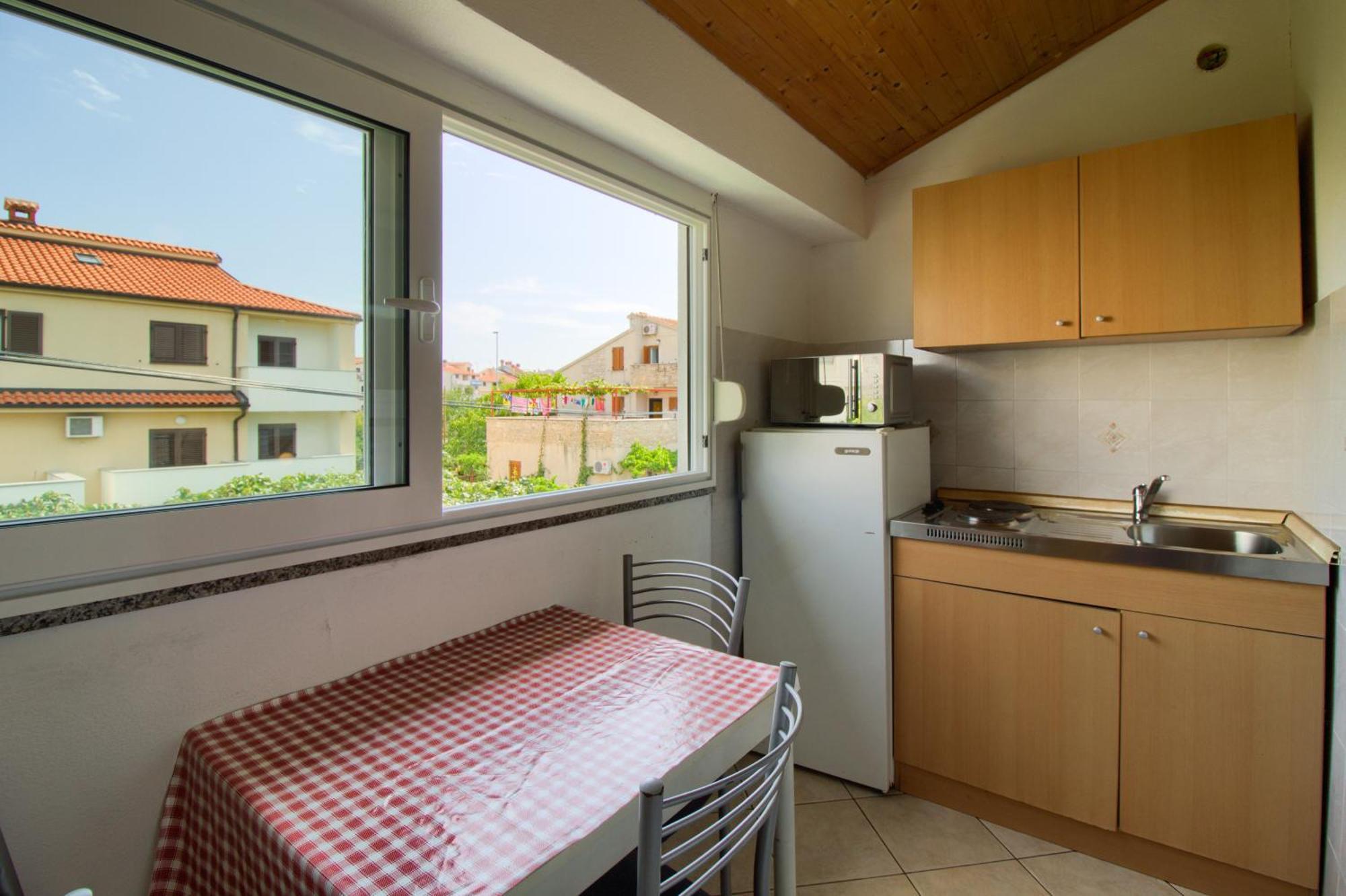 Apartments Sosic II ロヴィニ エクステリア 写真